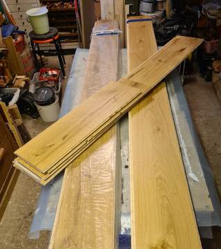 Gratis restparti golv Lignum Parquet