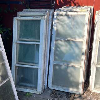 Fönster från 1800-talet, munblåst glas